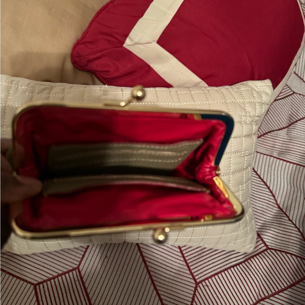 Dooney Bourke